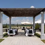 Valbusenda Bodega & Hotel Toro
