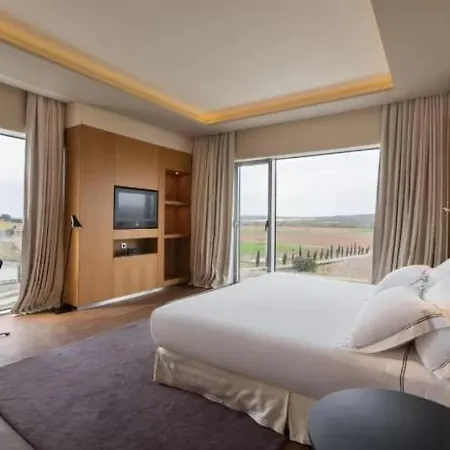 Hotel Valbusenda Bodega & 5*