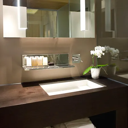 Valbusenda Bodega & 5*