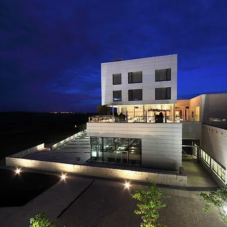 Hotel Valbusenda Bodega & Toro