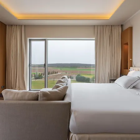 Valbusenda Bodega & Hotel