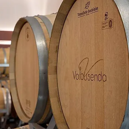Valbusenda Bodega & Ξενοδοχείο 5*