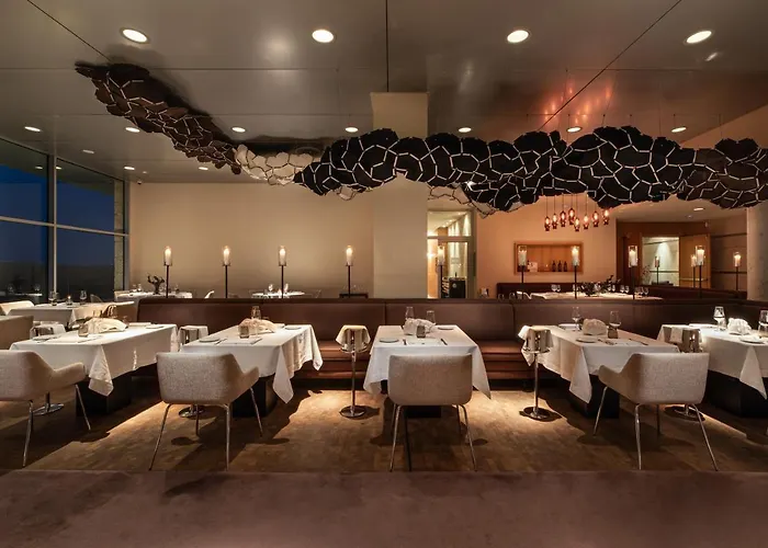 Valbusenda Bodega & Hotell Toro