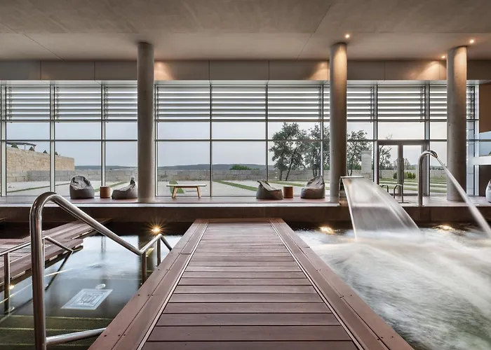 Hotell Valbusenda Bodega &