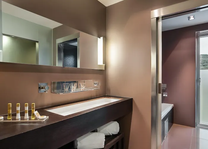 Valbusenda Bodega & 토로