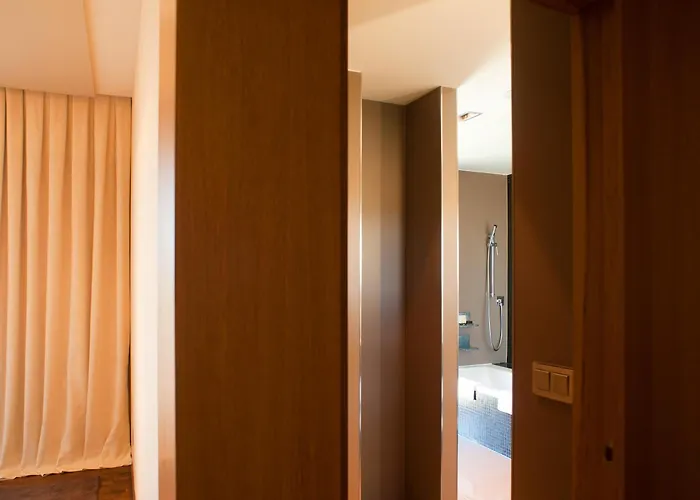 Valbusenda Bodega & Hotell Toro