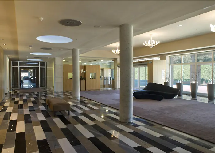 Hotell Valbusenda Bodega & 5*