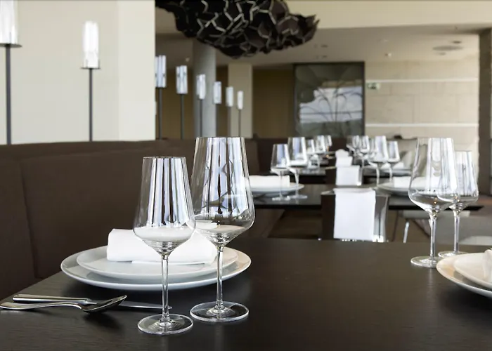 Hotell Valbusenda Bodega & 5*