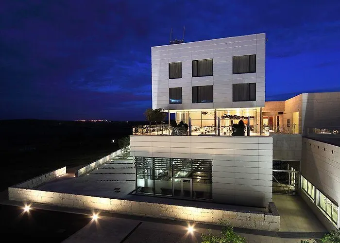 Hotell Valbusenda Bodega & Toro