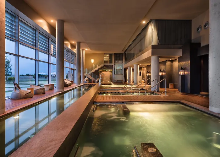 Valbusenda Bodega & 5* Toro