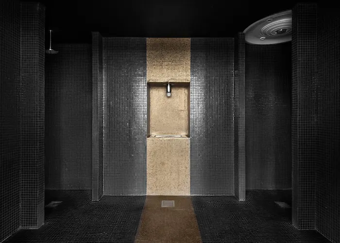 Valbusenda Bodega & 토로